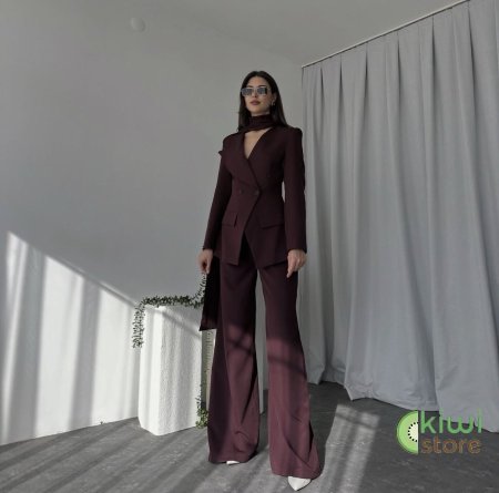 طقم مع سكارف